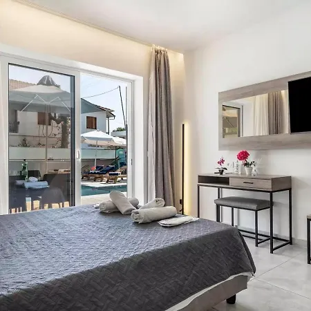 Blue Star Aparthotel-3